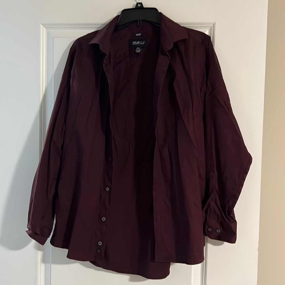 Mens aWearness Kenneth Cole dress shirt. 15 1/2 32/33.